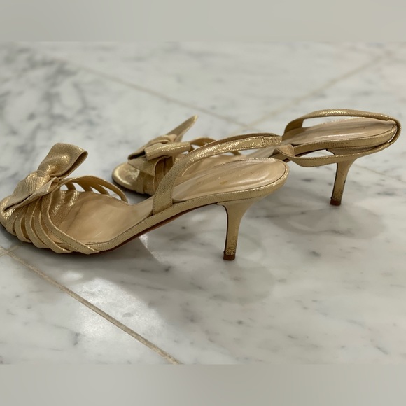 Kate Spade Gold Leather Sling Back Sandal with Bow at Toe - size 9 - Picture 5 of 10